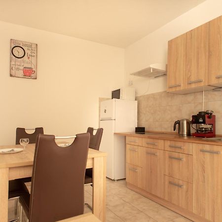 Modor Apartman Alsópáhok Extérieur photo