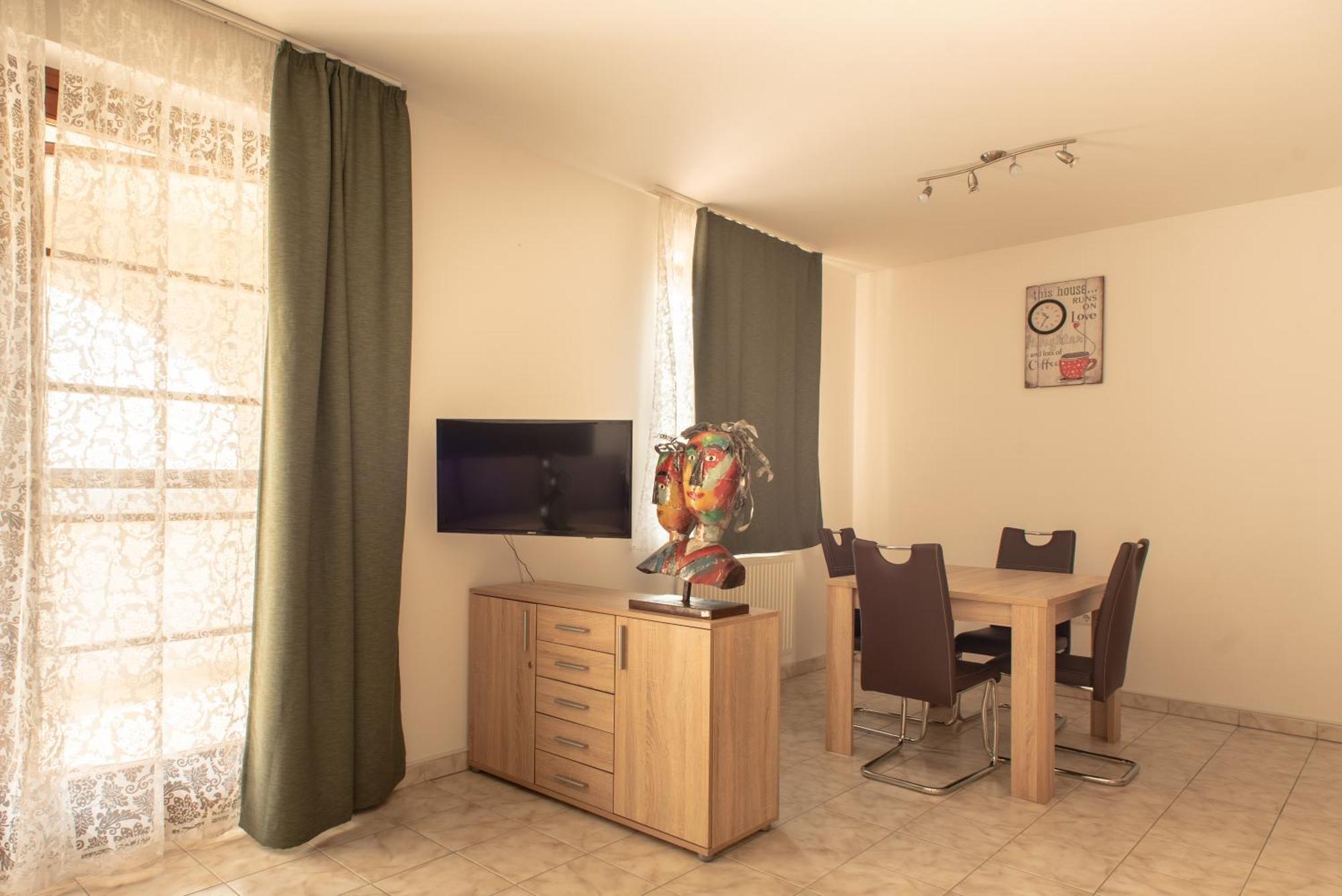 Modor Apartman Alsópáhok Extérieur photo