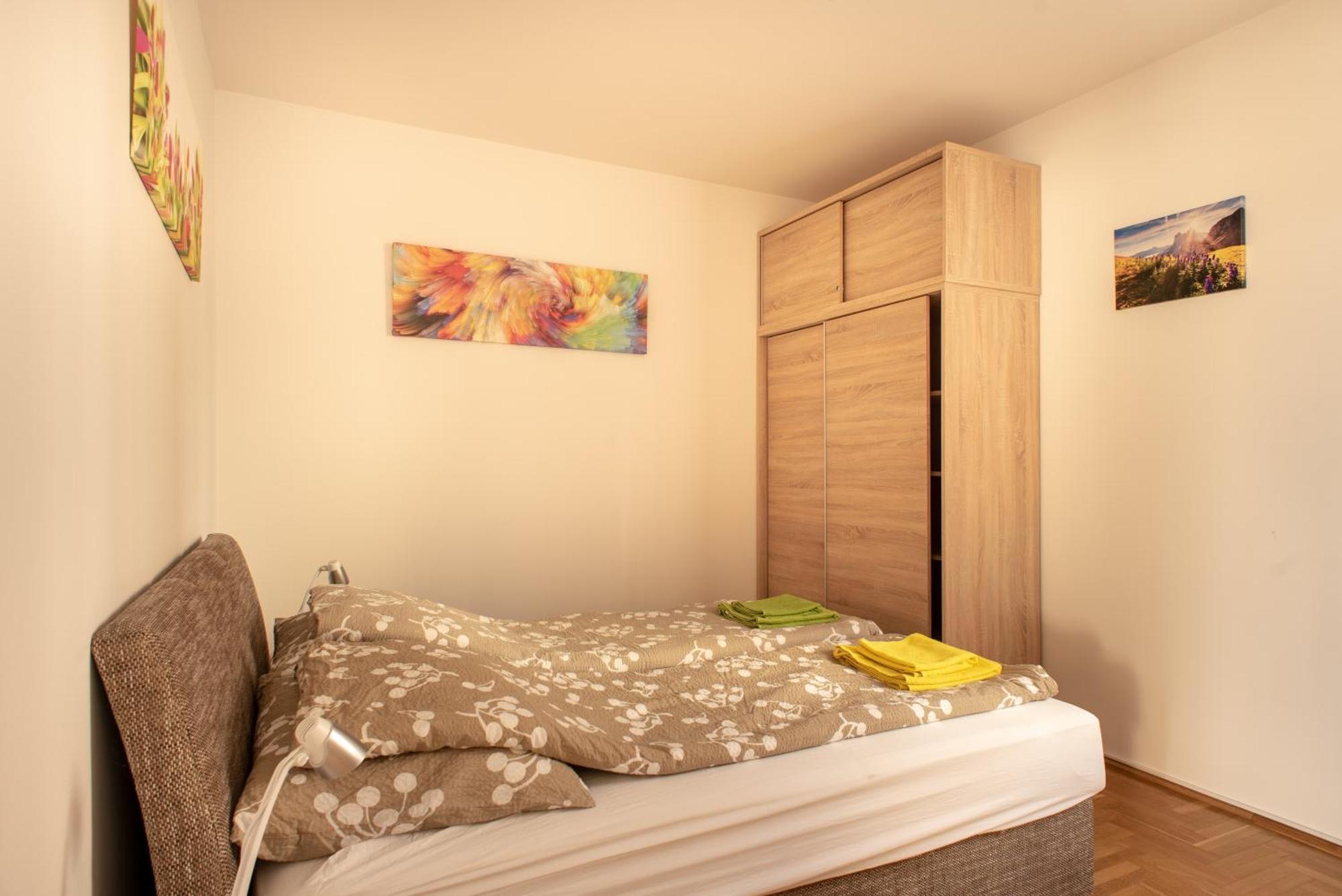 Modor Apartman Alsópáhok Extérieur photo