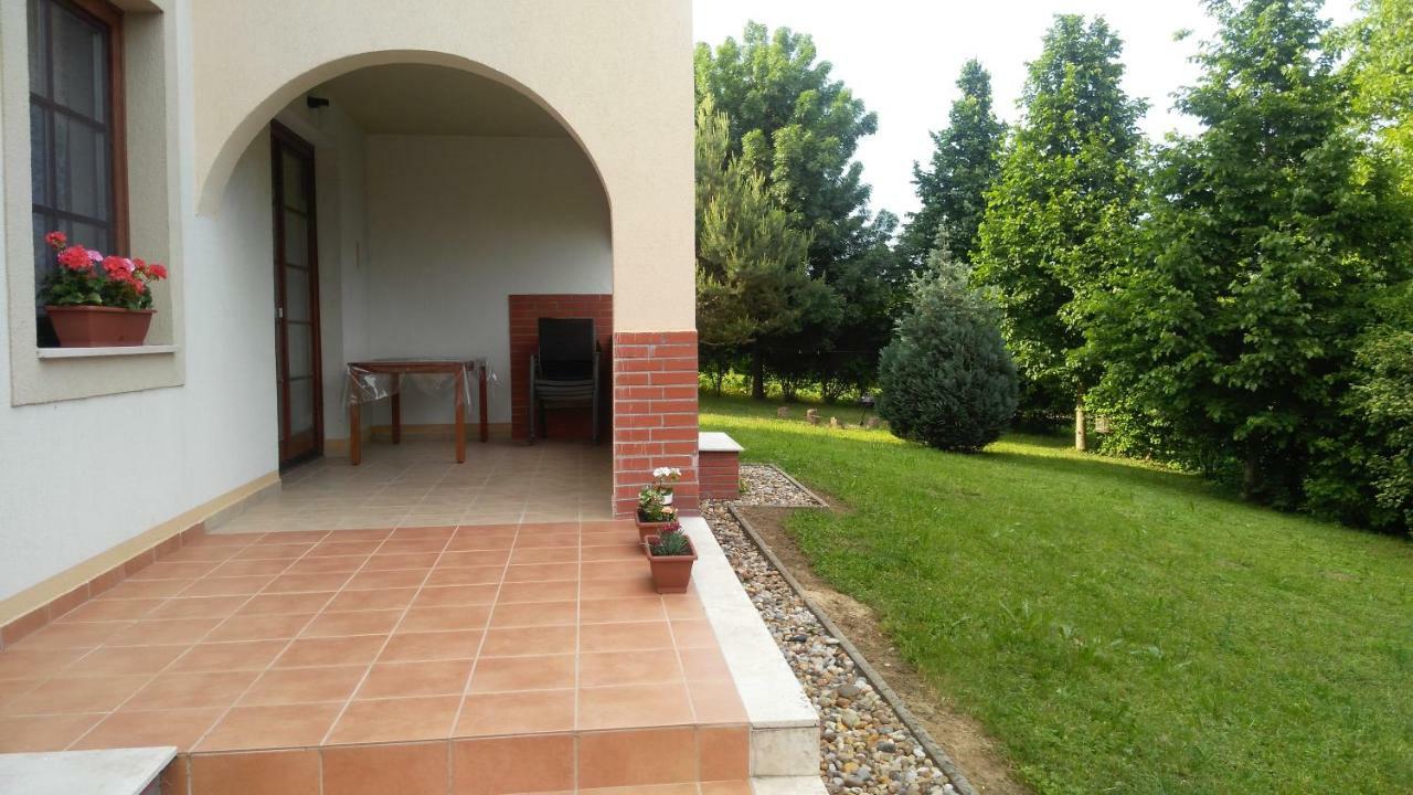 Modor Apartman Alsópáhok Extérieur photo