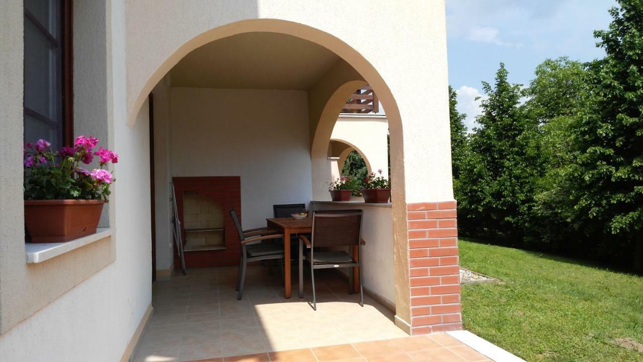 Modor Apartman Alsópáhok Extérieur photo