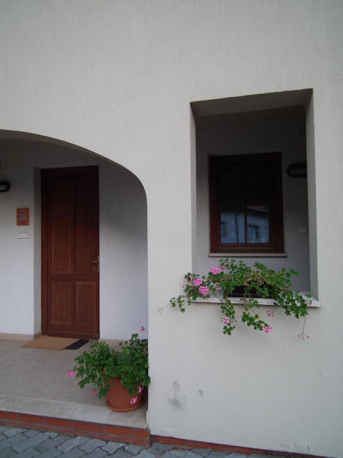 Modor Apartman Alsópáhok Chambre photo